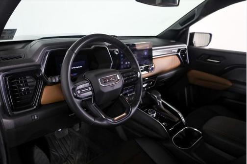 2023 GMC Canyon Base