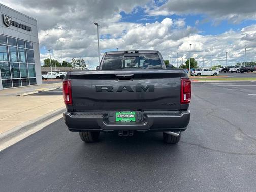 2025 RAM 2500 Laramie Crew Cab 4x4 6'4' Box