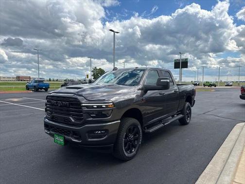 2025 RAM 2500 Laramie Crew Cab 4x4 6'4' Box