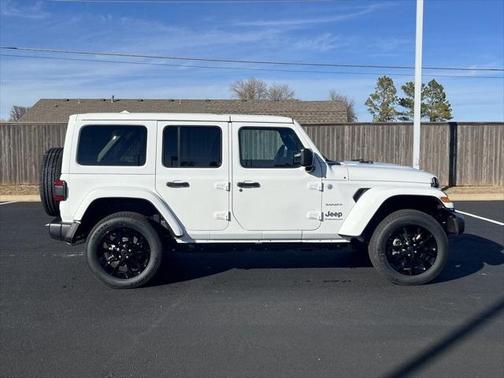 2024 Jeep Wrangler 4xe Sahara