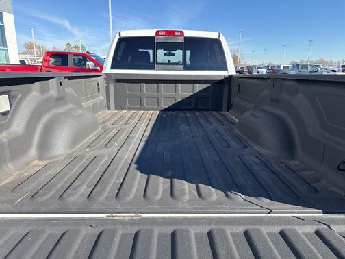 2023 RAM 3500 Tradesman Crew Cab 4x4 8' Box
