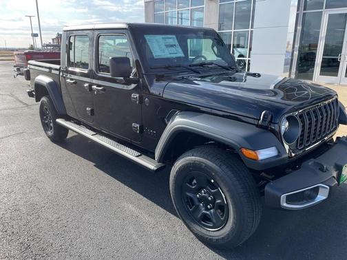2026 Jeep Gladiator Sport