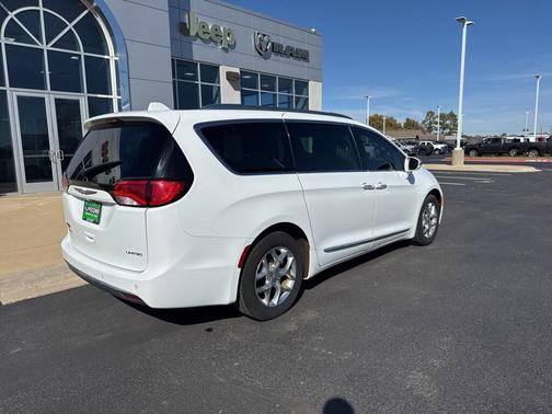 2017 Chrysler Pacifica Limited