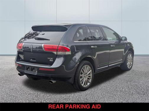 2014 Lincoln MKX Base