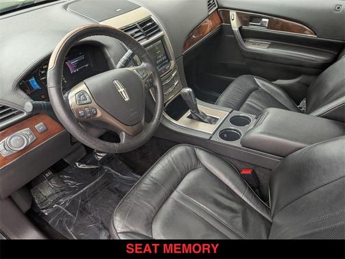 2014 Lincoln MKX Base