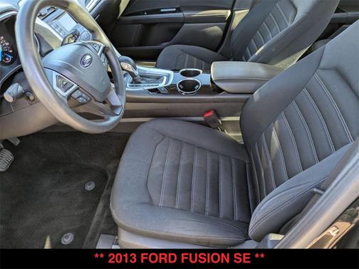 2013 Ford Fusion SE