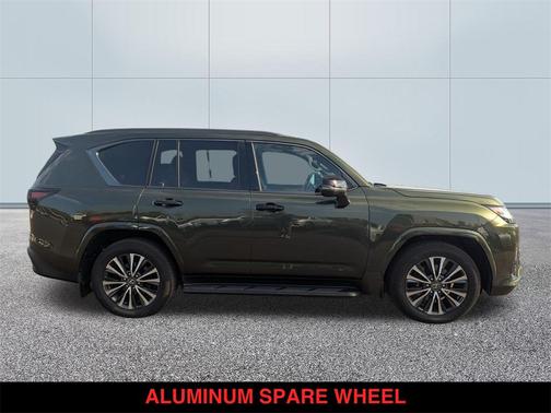 2025 Lexus LX 600 Premium