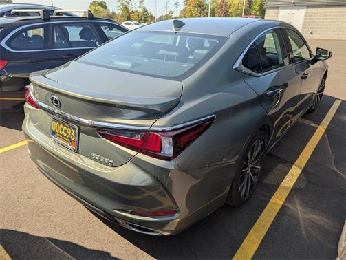 2024 Lexus ES 350 Base