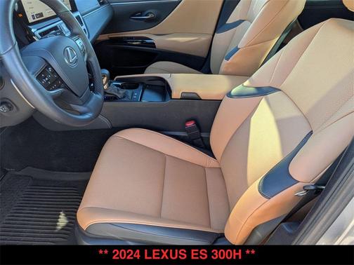 2024 Lexus ES 300h Base