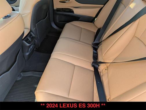 2024 Lexus ES 300h Base