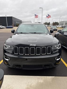 2017 Jeep Grand Cherokee Laredo