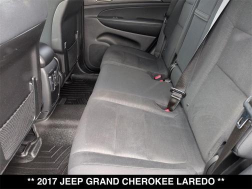 2017 Jeep Grand Cherokee Laredo