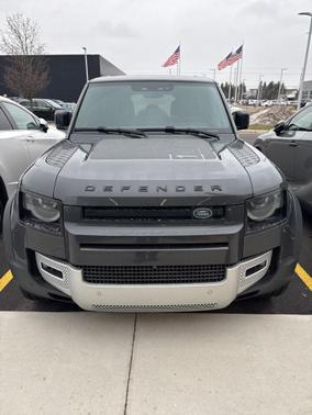 2023 Land Rover Defender 110 SE