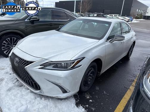2022 Lexus ES 250 Base
