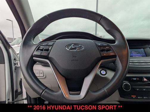 2016 Hyundai TUCSON Sport