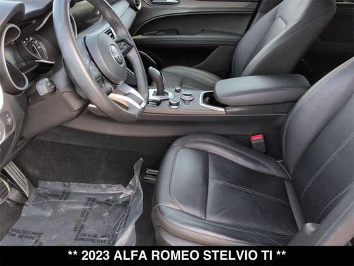 2023 Alfa Romeo Stelvio Ti