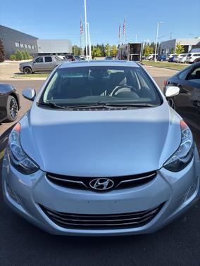 2012 Hyundai ELANTRA Limited