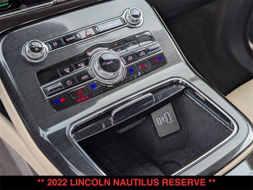 2022 Lincoln Nautilus Reserve