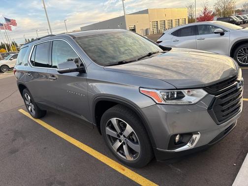 2020 Chevrolet Traverse LT Leather