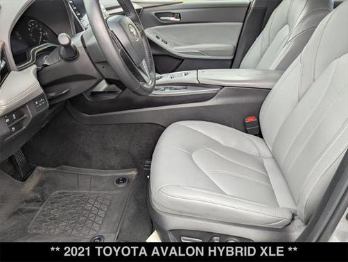 2021 Toyota Avalon Hybrid XLE Plus