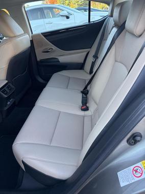 2019 Lexus ES 350 Base