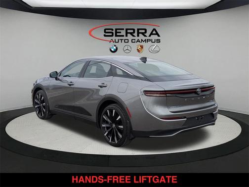 2025 Toyota Crown Platinum