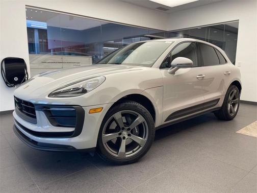2025 Porsche Macan 