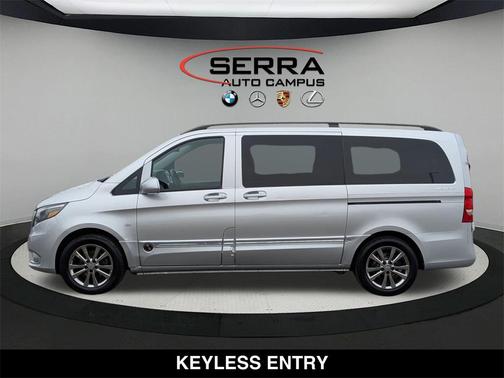 2016 Mercedes-Benz Metris Base