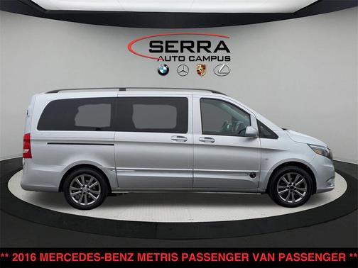 2016 Mercedes-Benz Metris Base