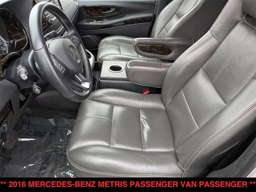 2016 Mercedes-Benz Metris Base