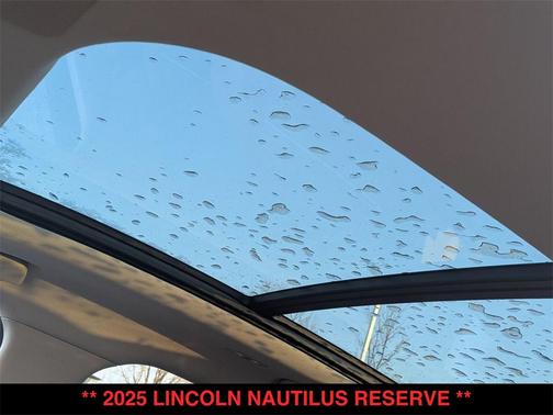 2025 Lincoln Nautilus Reserve