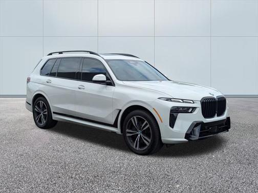 2023 BMW X7 xDrive40i