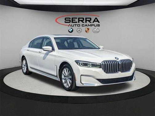2022 BMW 740 i xDrive