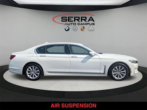 2022 BMW 740 i xDrive