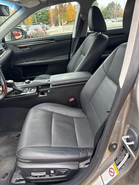 2017 Lexus ES 350 Base