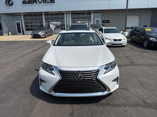 2017 Lexus ES 350 Base