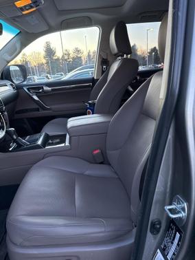 2023 Lexus GX 460 Premium