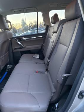 2023 Lexus GX 460 Premium