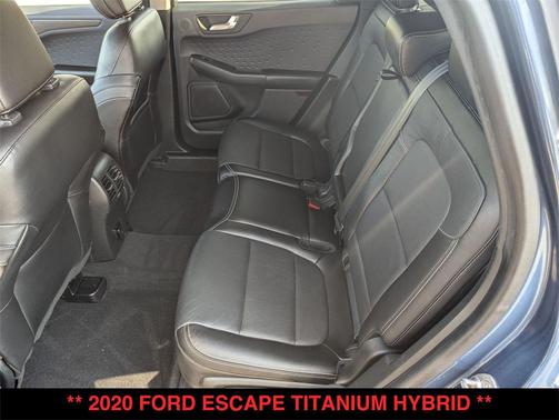 2020 Ford Escape Titanium