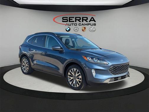 2020 Ford Escape Titanium