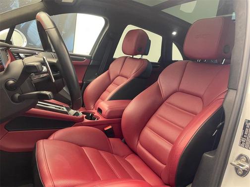 2022 Porsche Macan GTS