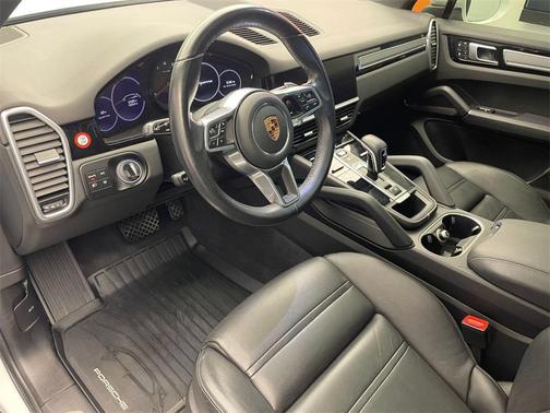 2022 Porsche Cayenne Platinum Edition