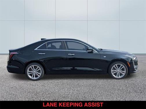 2022 Cadillac CT4 Luxury