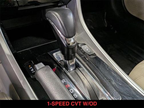 2017 Honda Accord EX-L w/Navigation & Honda Sensing