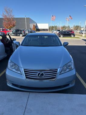 2010 Lexus ES 350 Base