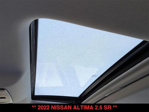 2022 Nissan Altima SR Intelligent AWD