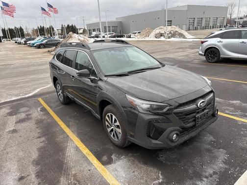 2023 Subaru Outback Premium