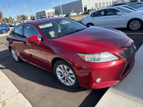 2013 Lexus ES 300h Base