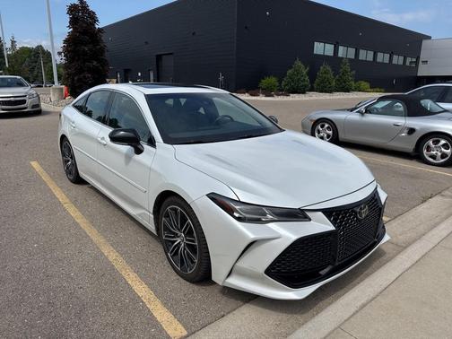 2019 Toyota Avalon Touring