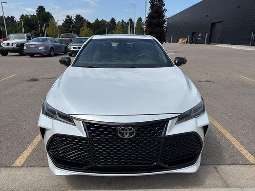 2019 Toyota Avalon Touring